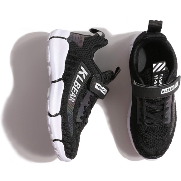 NWOT Black White Sz 1 Kids Sneakers - Picture 4 of 7